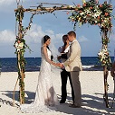 sandos playacar wedding couple on the beach