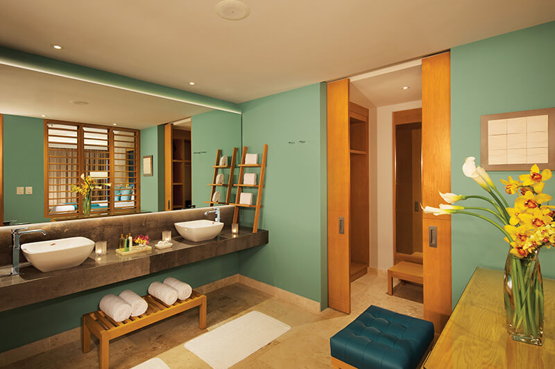 bathroom area with double vanity at the Dreams Playa Mujeres