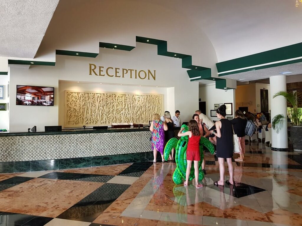 main reception area sandos caracol