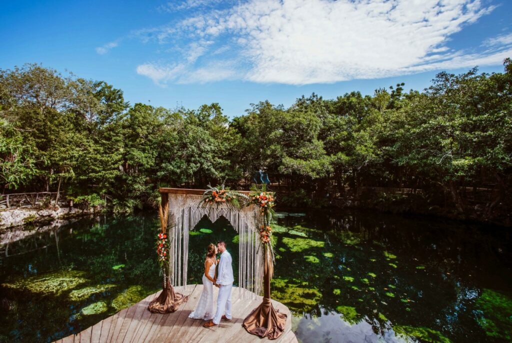 sandos caracol wedding ceremony in a cenote