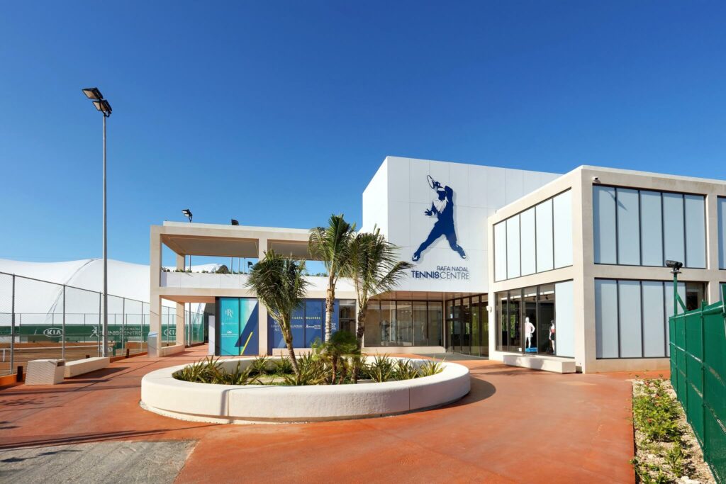 rafa nadal tennis center in cancun outside