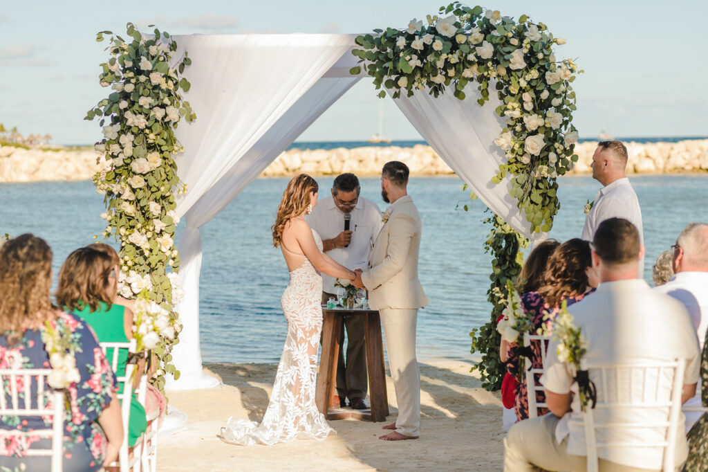 The Ultimate Guide To A Destination Wedding In Cabo