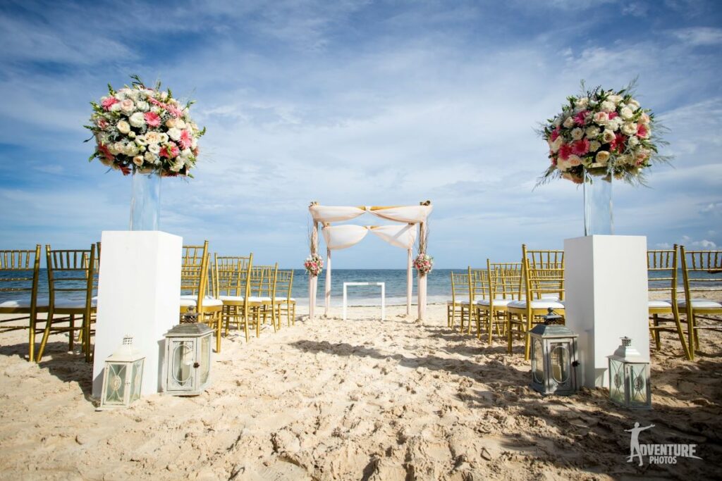 beach wedding ceremony set up at dreams sapphire in riviera maya