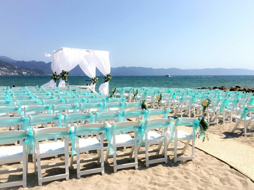 beach wedding ceremony at an all inclusive resort in puerto vallarta