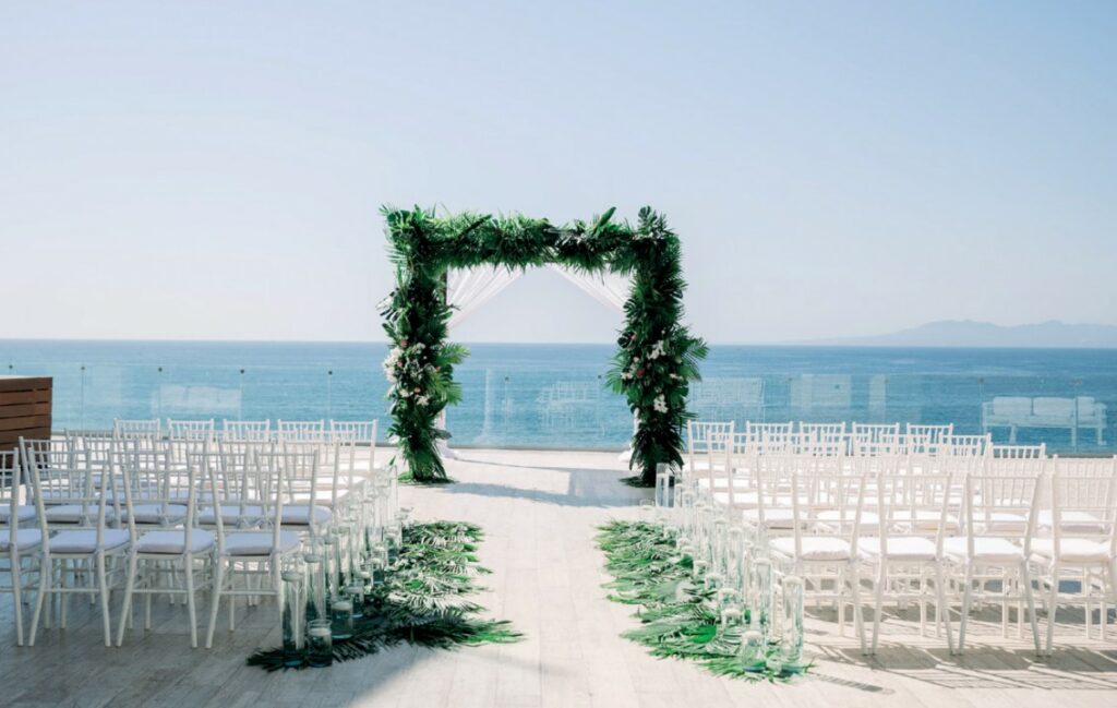 wedding ceremony at an all inclusive wedding restort in mexico